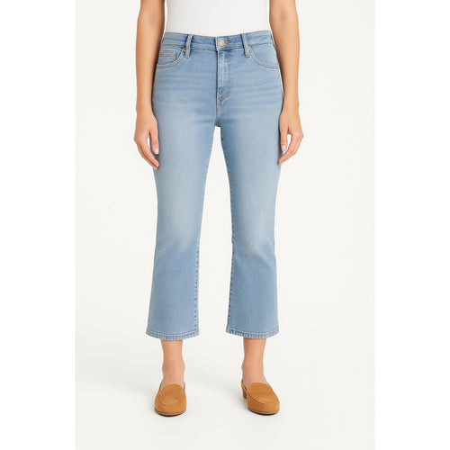 NWT Chaps Women’s Mid-Rise Crop Kick Jeans – Size 6/28 (Mereen Wash, 26” Inseam)