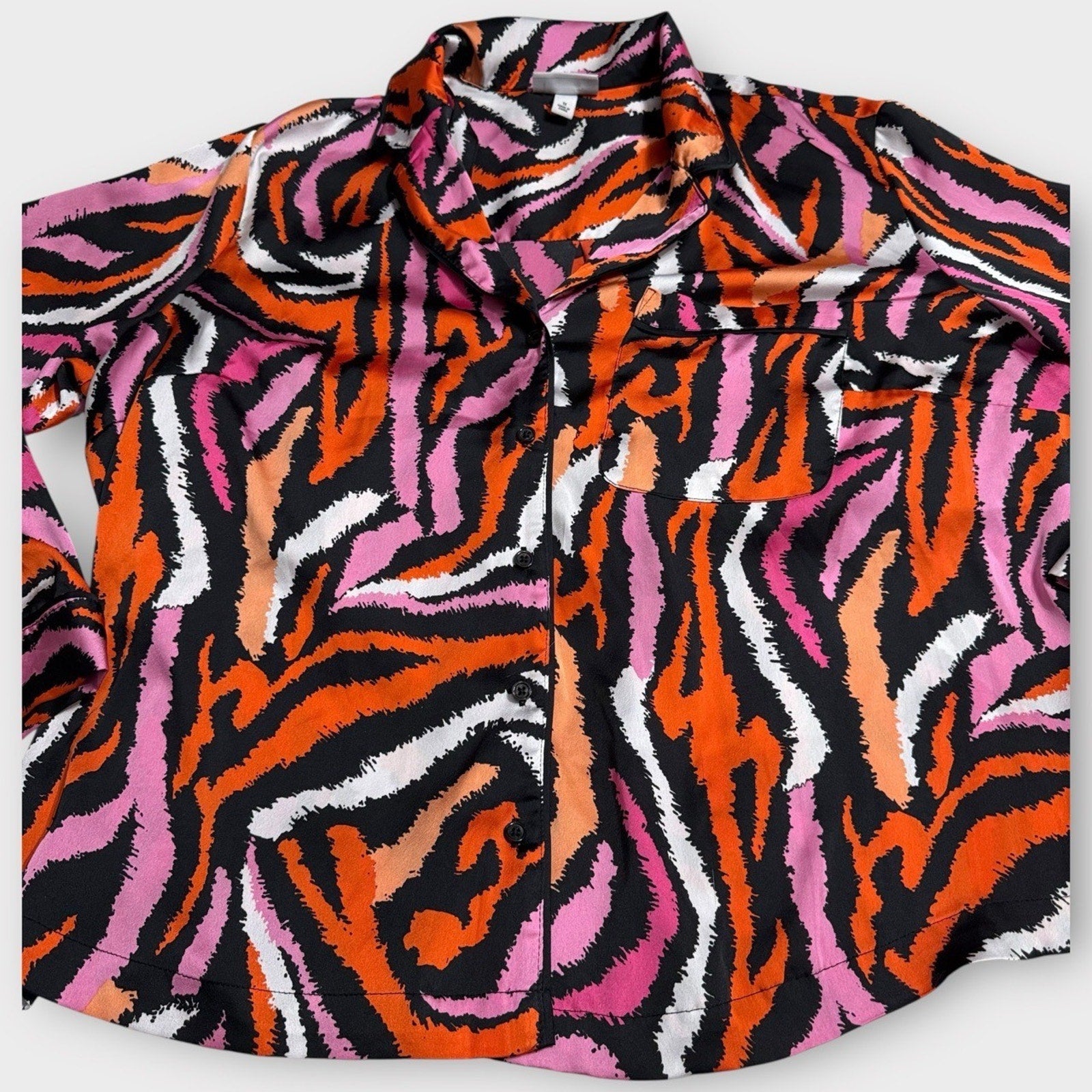 EUC Diane von Furstenberg for Target Satin Button-Up Blouse – 1X - 0521